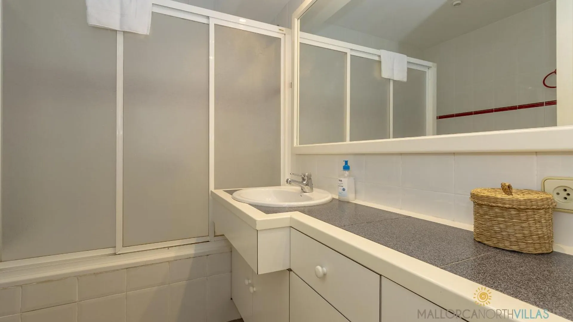 Apartamento Bel Planta Baja First Line Pinewalk Port de Pollença Apartment